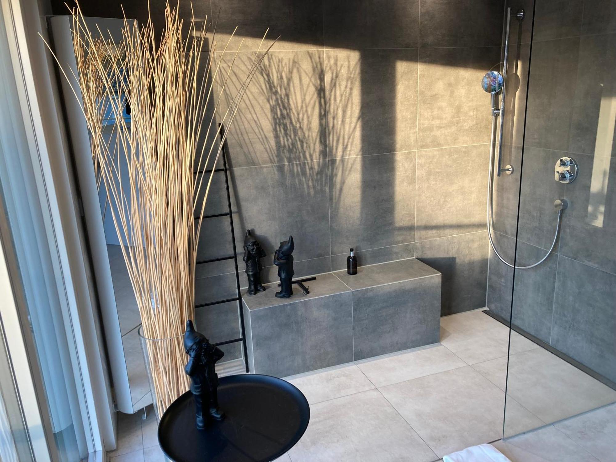 Апартаменты Neues Penthouse-Loft Mit Konuskarte Fuer Gratis Oepnv Ehrenkirchen Экстерьер фото
